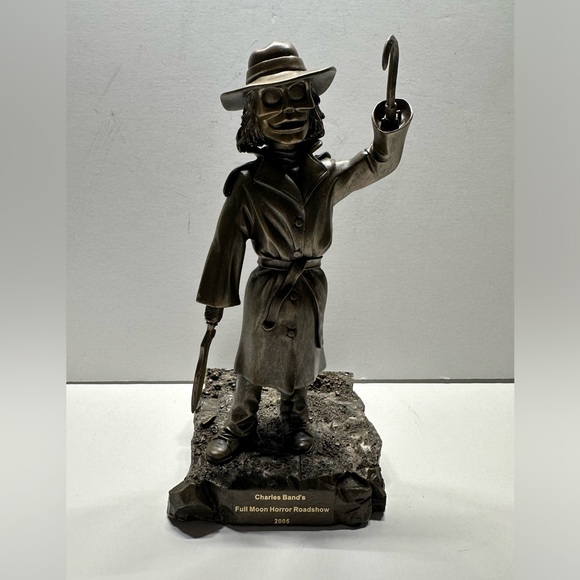 Puppet Master Bronze Blade Replica Statue (Charles Band) Full Moon - Picture 1 of 9